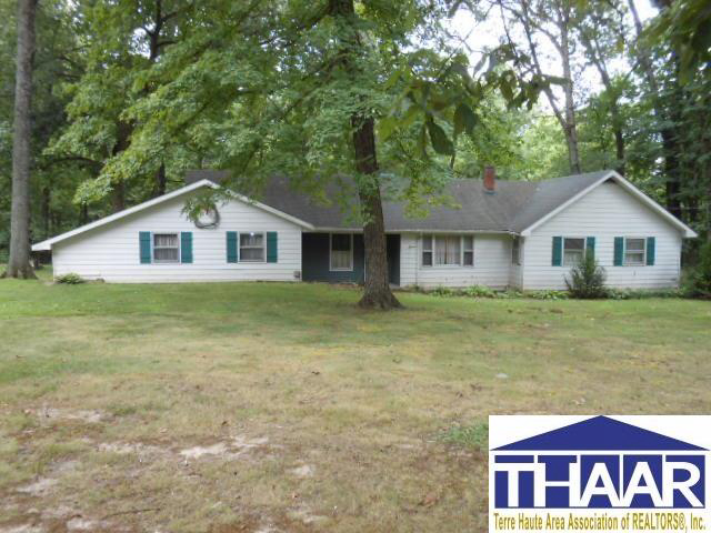 2676 W Evans Drive Terre Haute, IN 47802 | MLS 104196