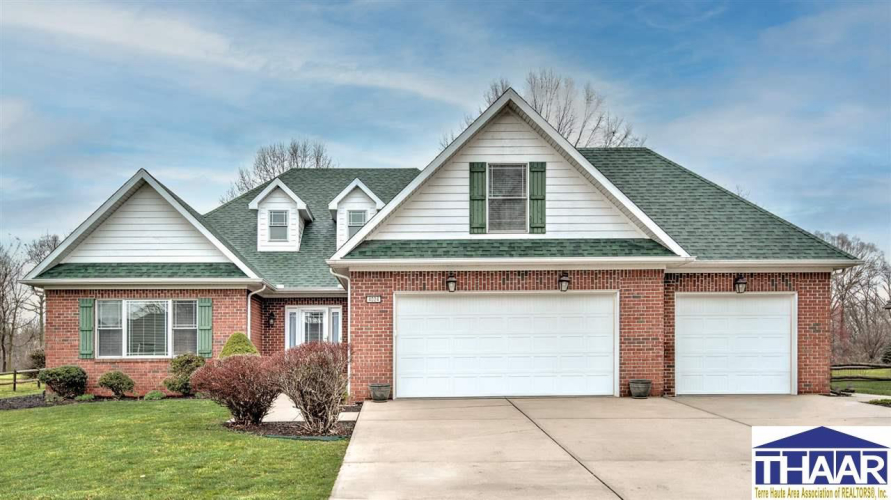 4024  Golf Bag  Terre Haute, IN 47802 | MLS 104527