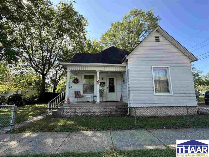 2023  Chestnut Street Terre Haute, IN 47807 | MLS 104622