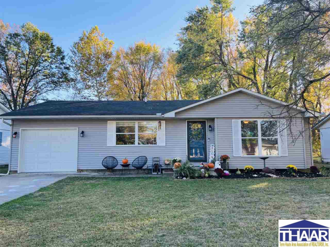 2035  Blue Ridge Drive Terre Haute, IN 47802 | MLS 104842