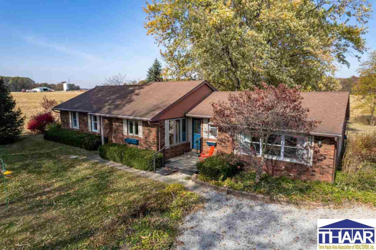 5245 W Thralls Avenue West Terre Haute, IN 47885 | MLS 104892