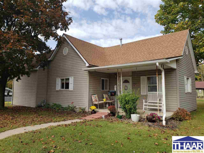 702 N Main Street Clinton, IN 47842 | MLS 104953