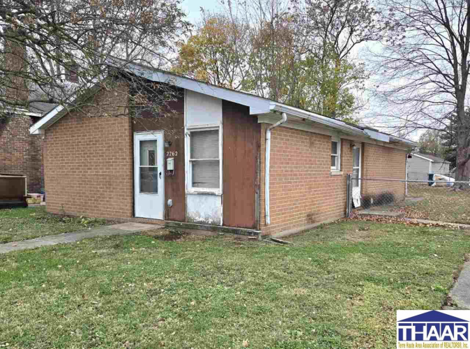 2262  3rd Avenue Terre Haute, IN 47807 | MLS 105007