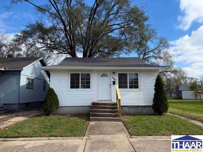 1701 N 23rd Street Terre Haute, IN 47804 | MLS 105017