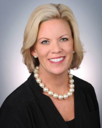 Julie, Borden